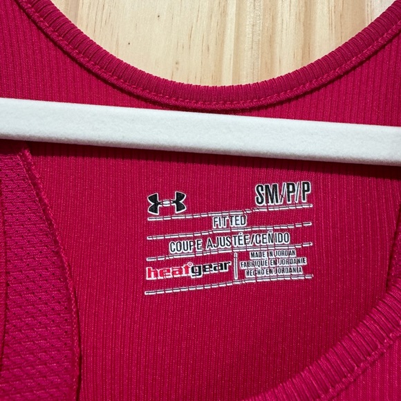 Under Armour pink shirt - Picture 2 of 2